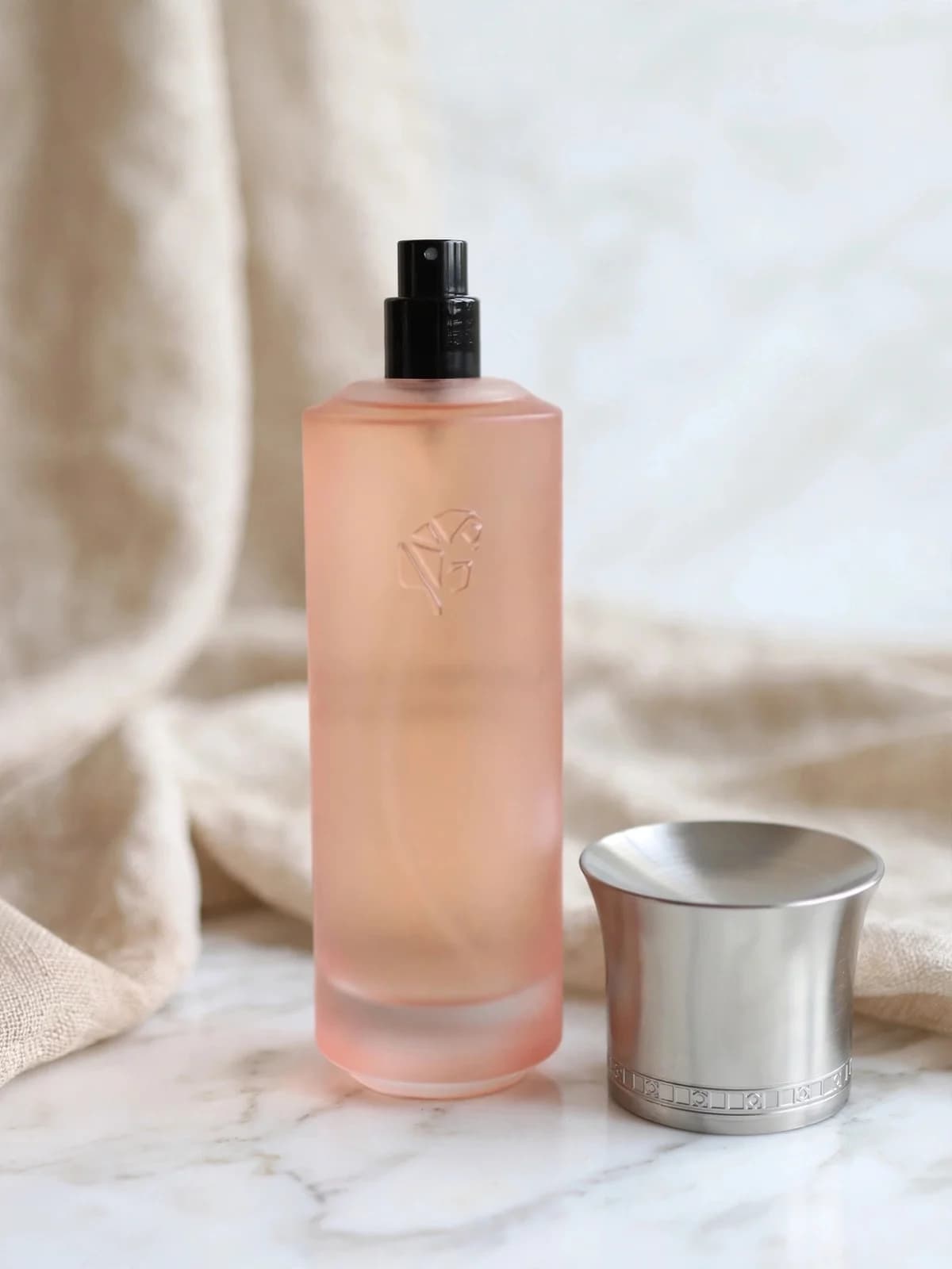 عطر الفتاة الراقية - غطاء معدني فاخر 3