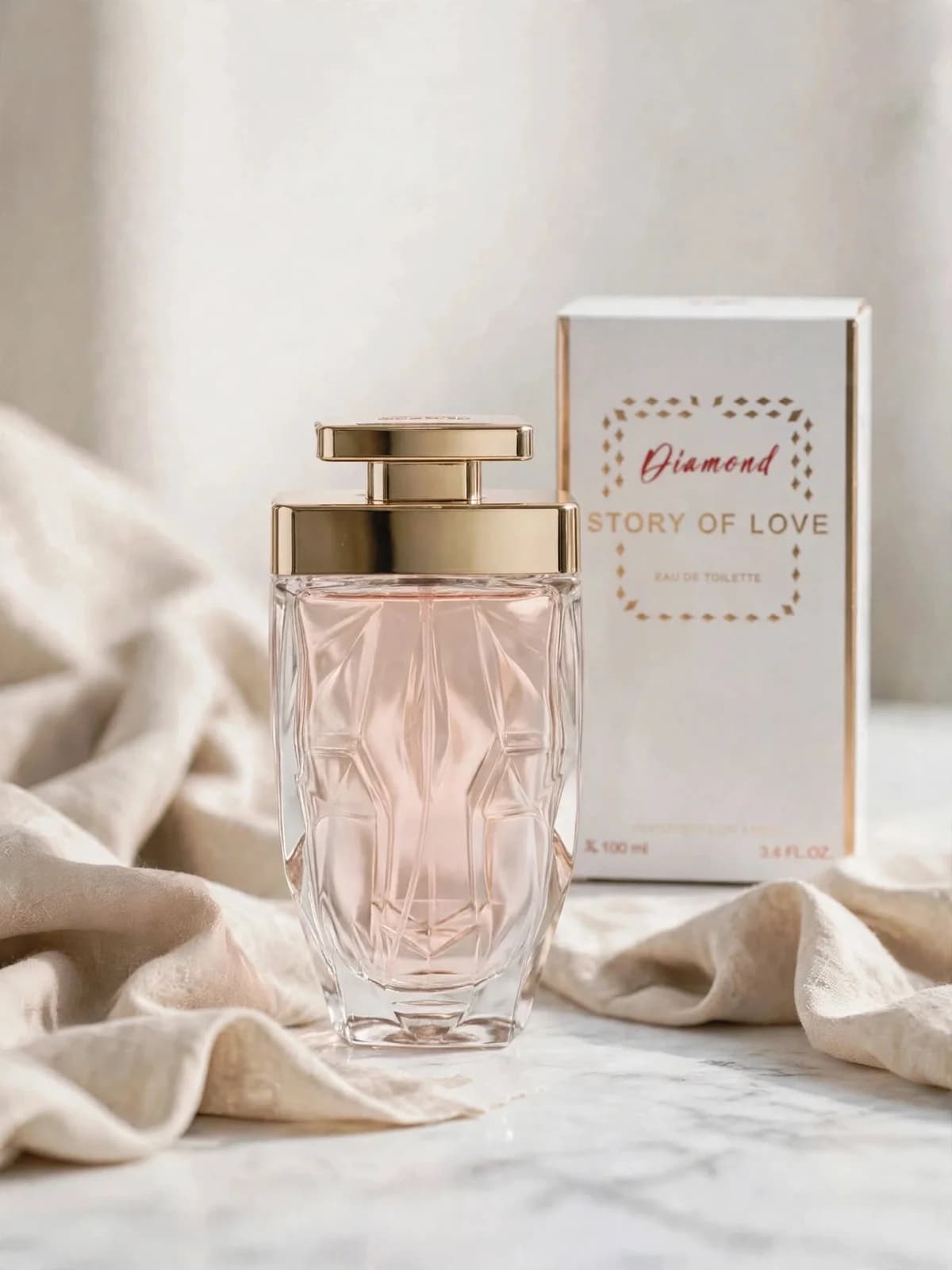 عطر دايموند ستوري أوف لوف الأبيض الذهبي - أو دو تواليت 100مل  2