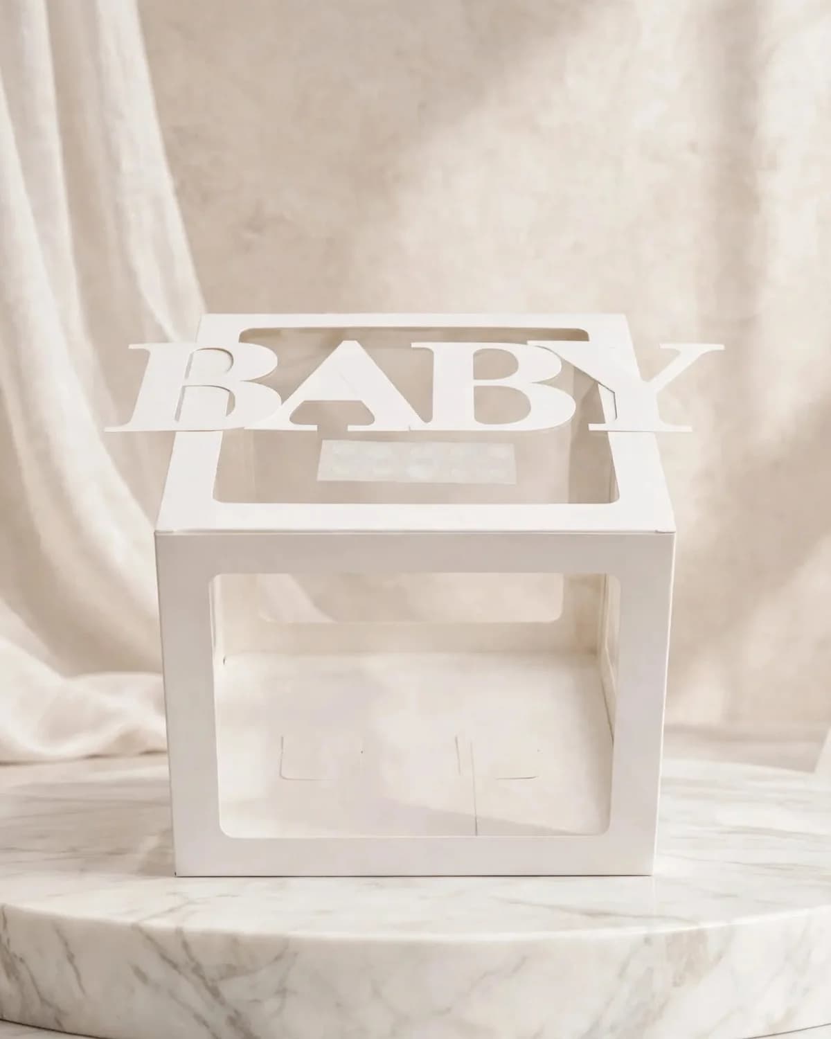 صندوق هدايا شفاف BABY لون أبيض 2