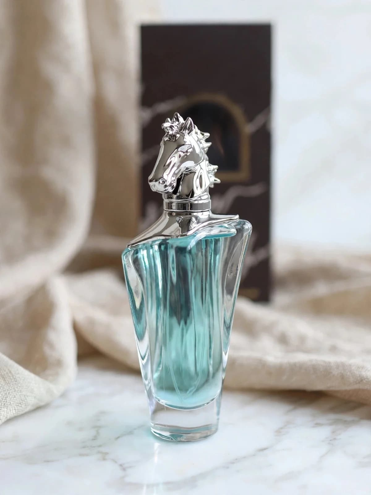 عطر قصة حب برأس الحصان الفضي - للجنسين 2