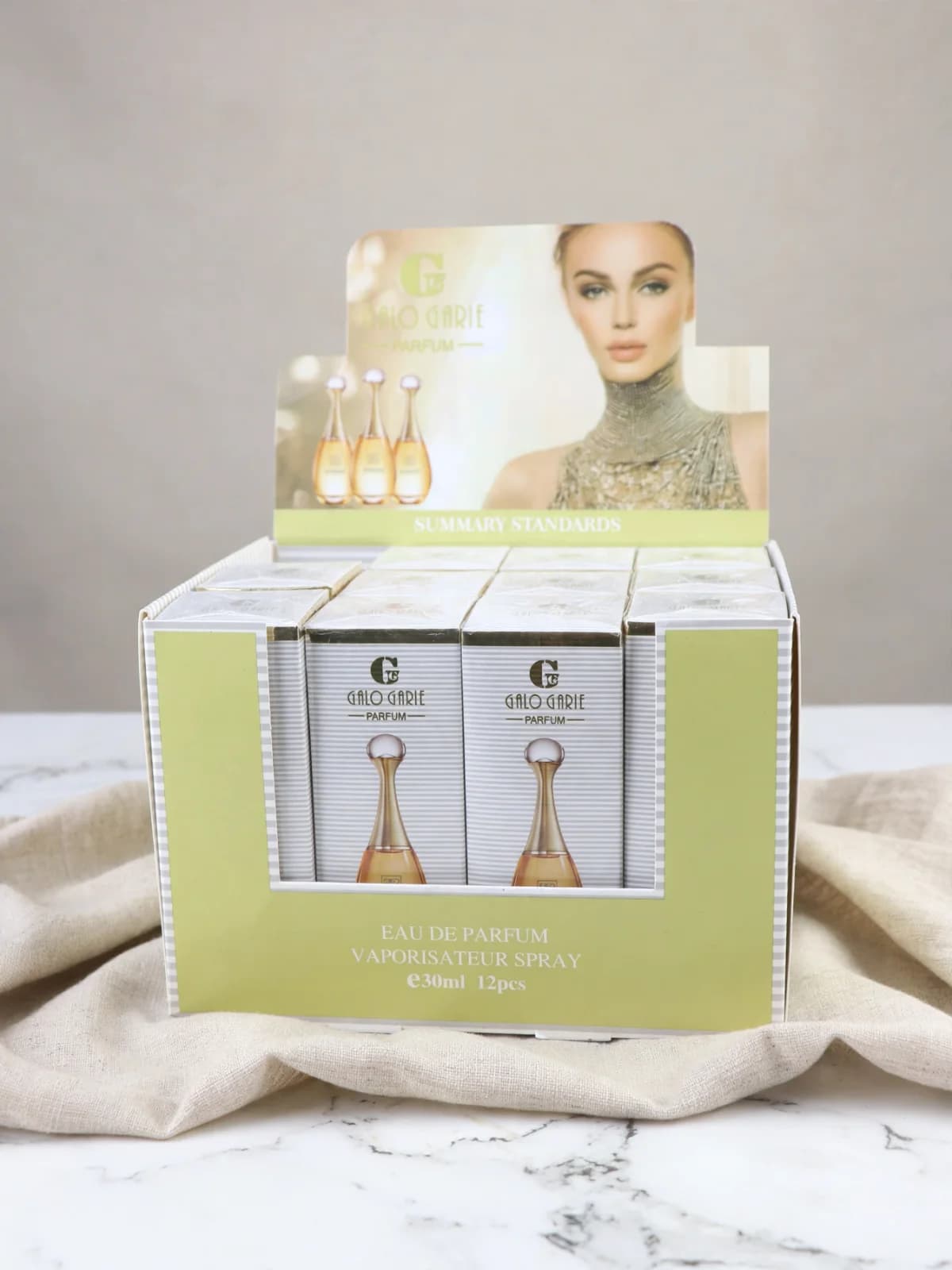 عطر جادور الذهبي 30مل
